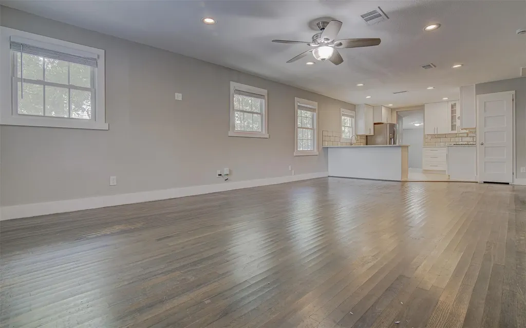 2200 E 14th Street Austin TX 78702