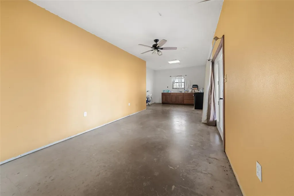 474 Heidenreich Lane Kyle TX 78640