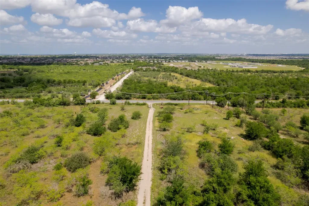 474 Heidenreich Lane Kyle TX 78640