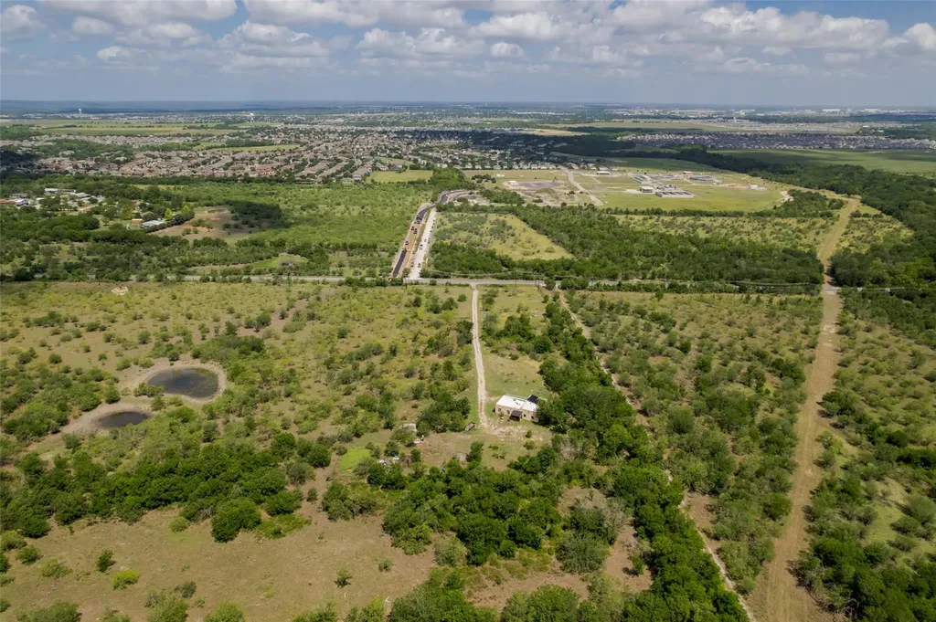 474 Heidenreich Lane Kyle TX 78640