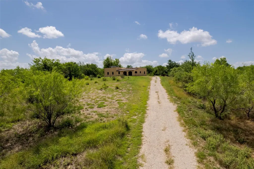 474 Heidenreich Lane Kyle TX 78640