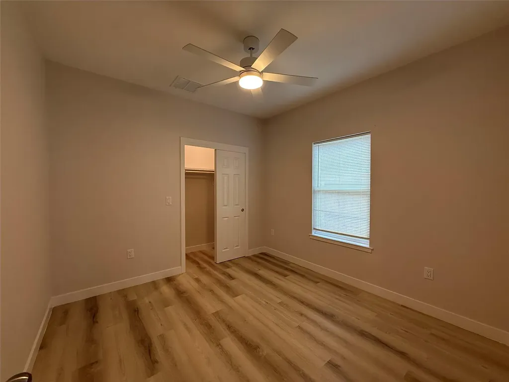 817 5th Street Lockhart TX 78644