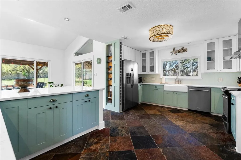 14519 Fitzhugh Road Austin TX 78736