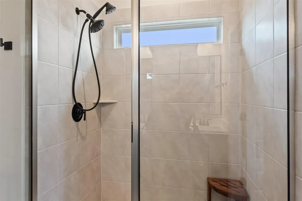 11701 Shimmering Sea Drive Austin TX 78747