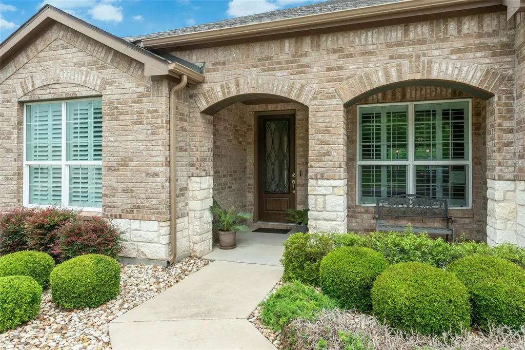 502 Davis Mountain Circle Georgetown TX 78633