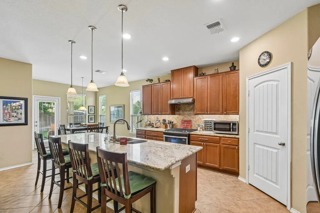 1601 Bovina Drive Leander TX 78641