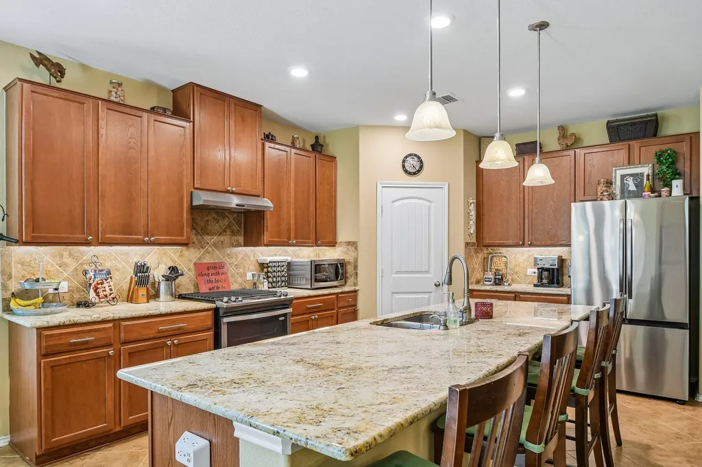 1601 Bovina Drive Leander TX 78641