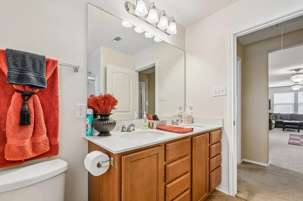 1601 Bovina Drive Leander TX 78641