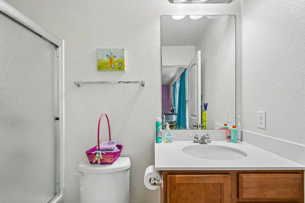 1601 Bovina Drive Leander TX 78641