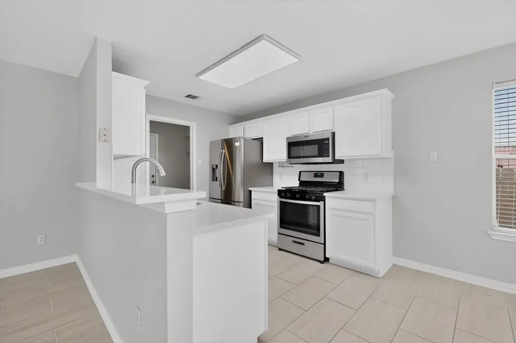 1509 Merrell Cove Round Rock TX 78664