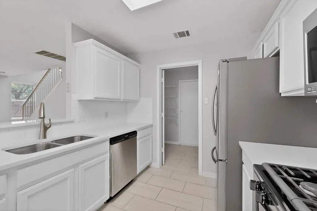 1509 Merrell Cove Round Rock TX 78664