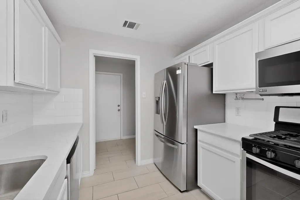 1509 Merrell Cove Round Rock TX 78664