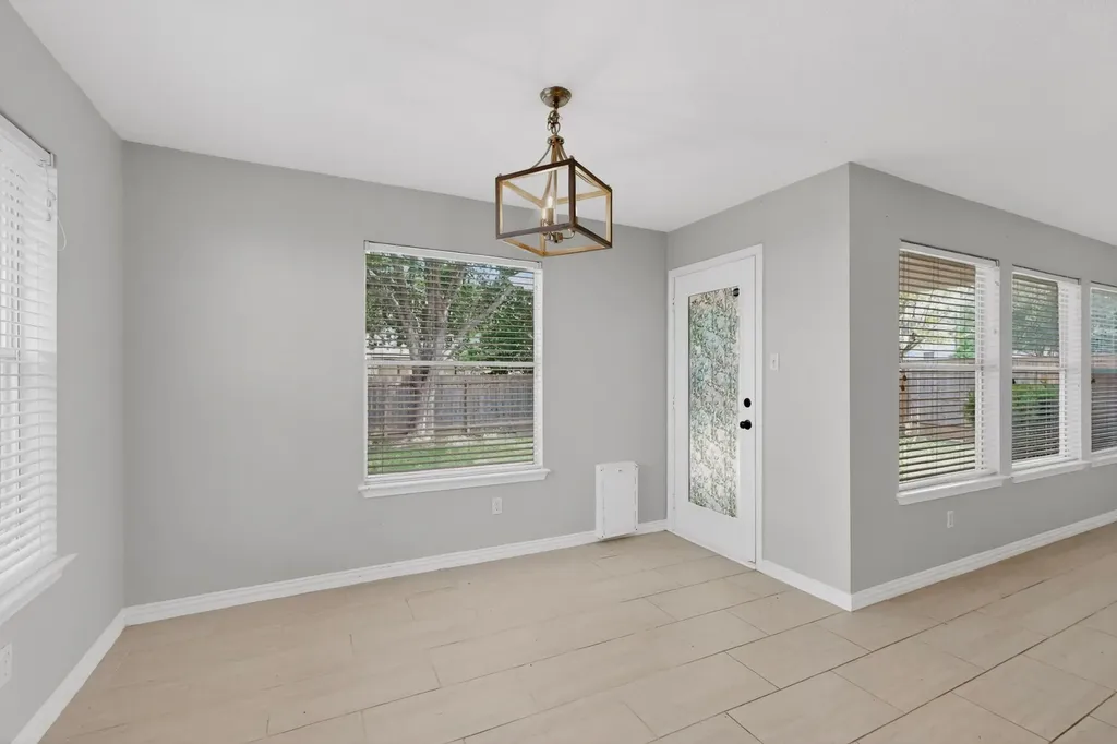 1509 Merrell Cove Round Rock TX 78664