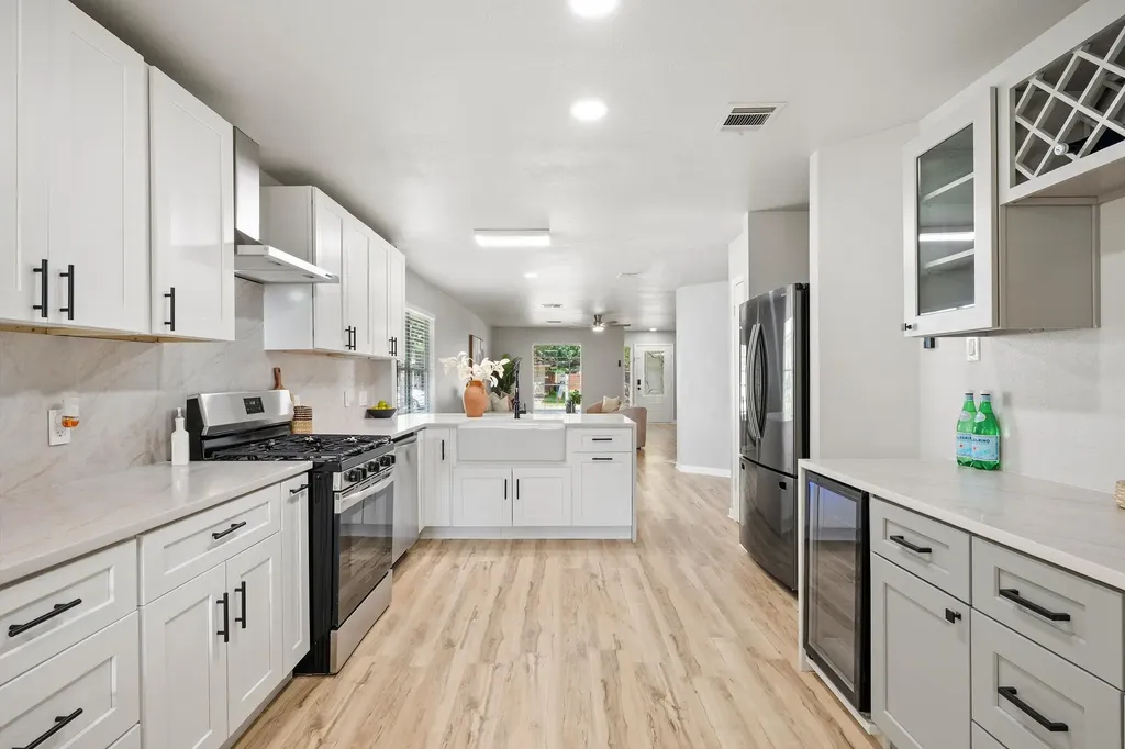 2511 Claudia Drive Leander TX 78641