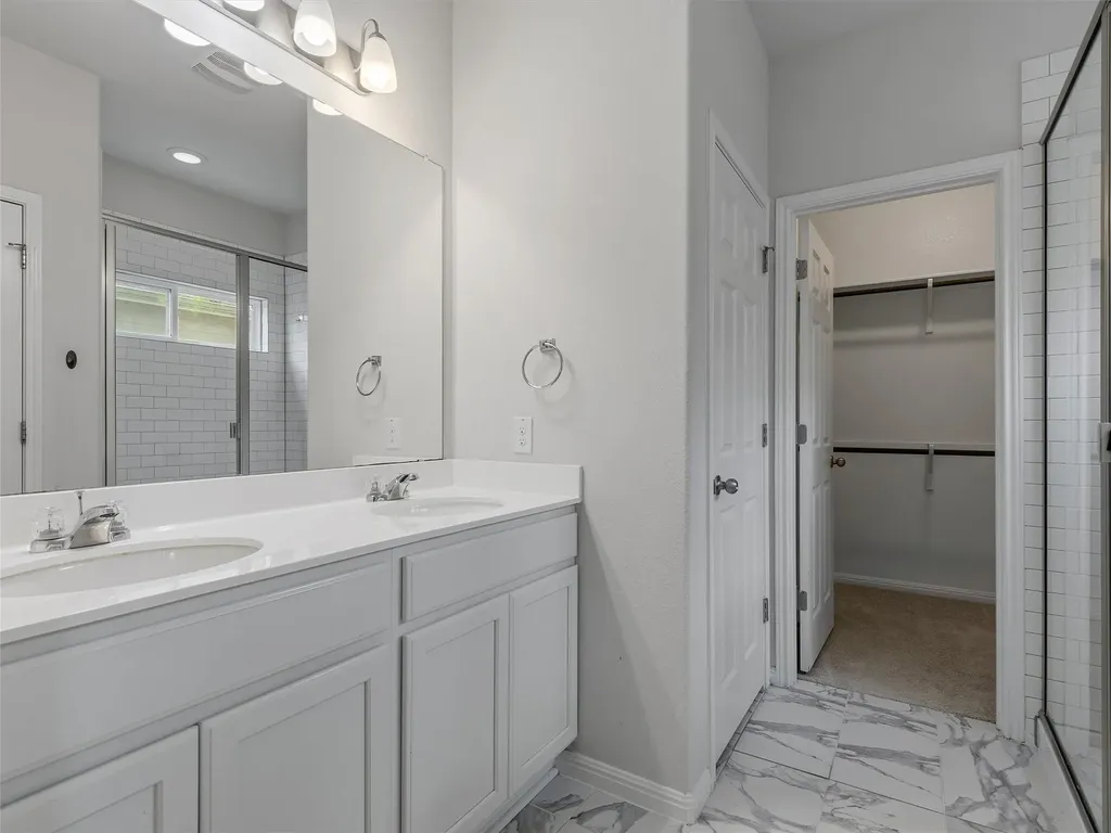 6321 Andes Peak Trail Austin TX 78747
