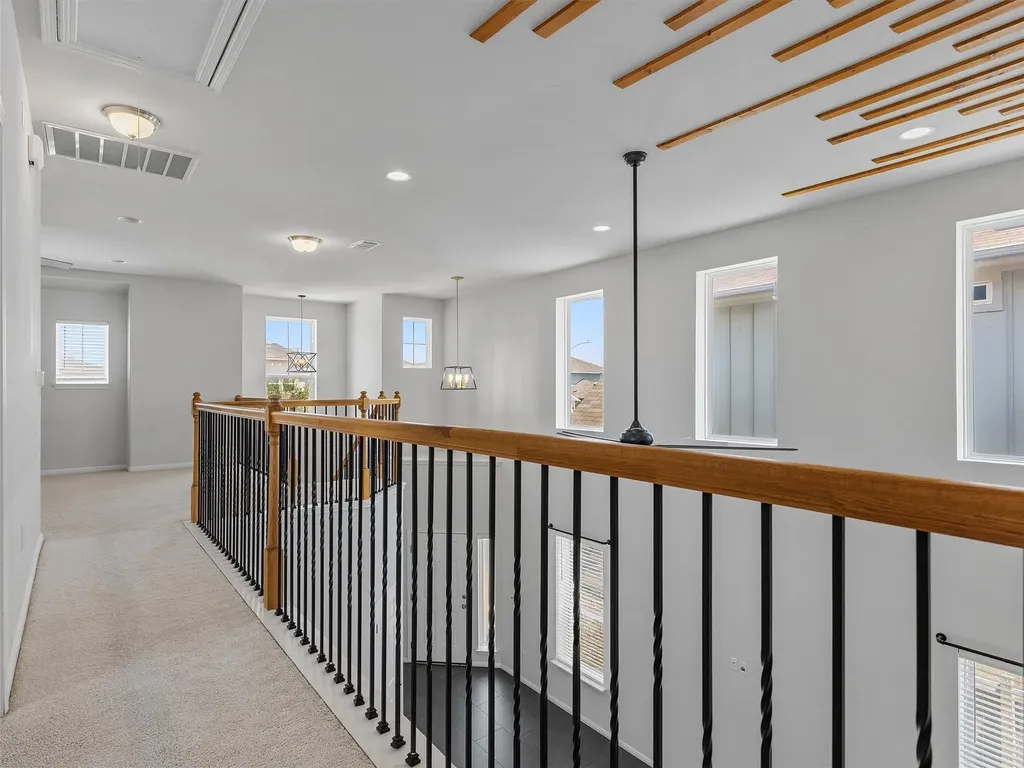 6321 Andes Peak Trail Austin TX 78747