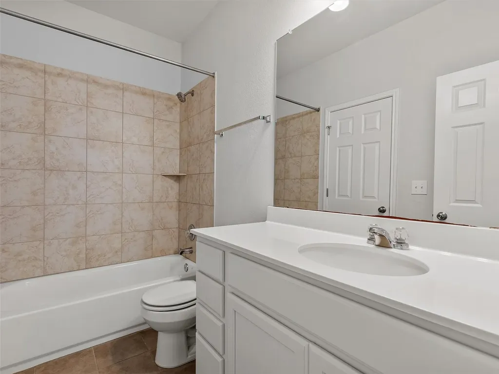 6321 Andes Peak Trail Austin TX 78747