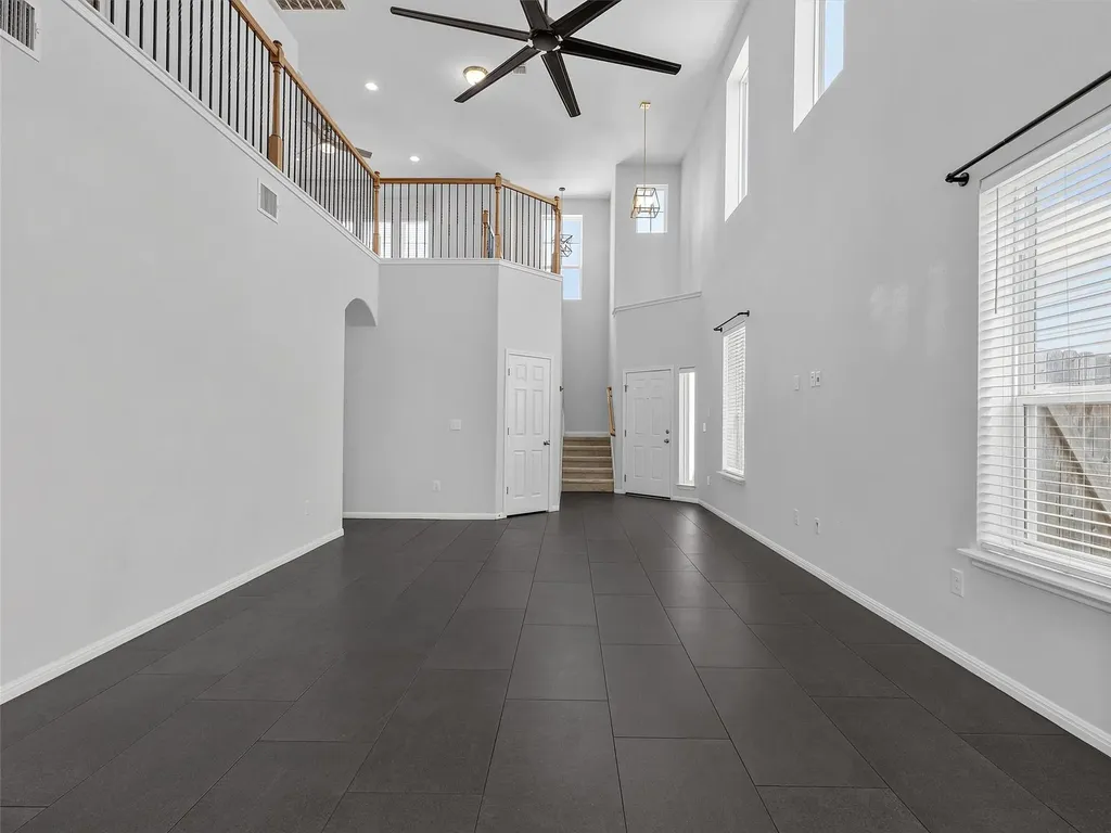 6321 Andes Peak Trail Austin TX 78747