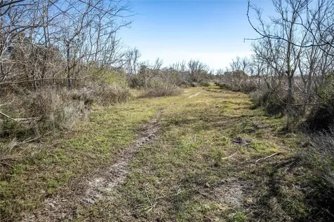6498 N Highway 35 Rockport TX 78382
