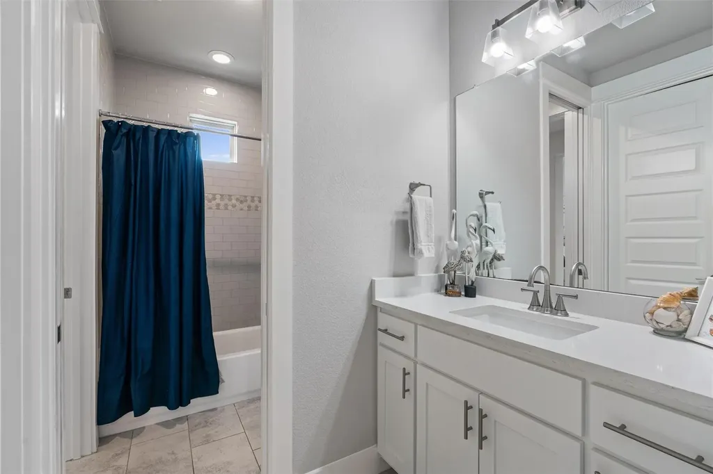 2201 Live Oak Road Leander TX 78641
