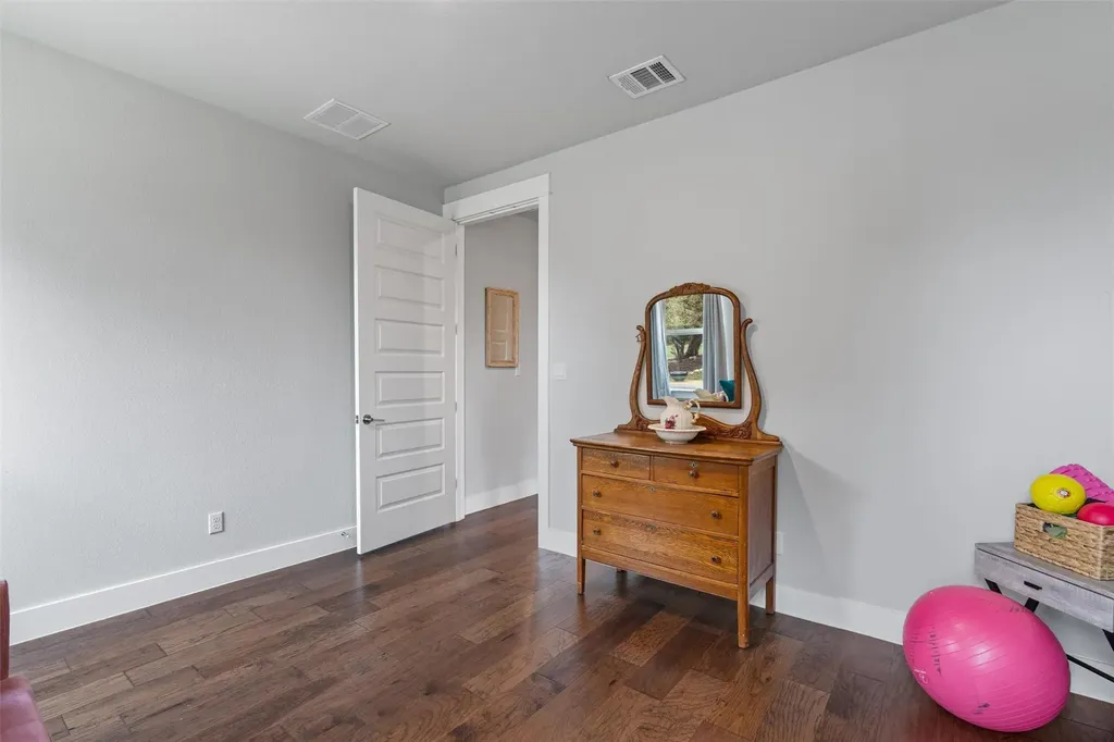 2201 Live Oak Road Leander TX 78641