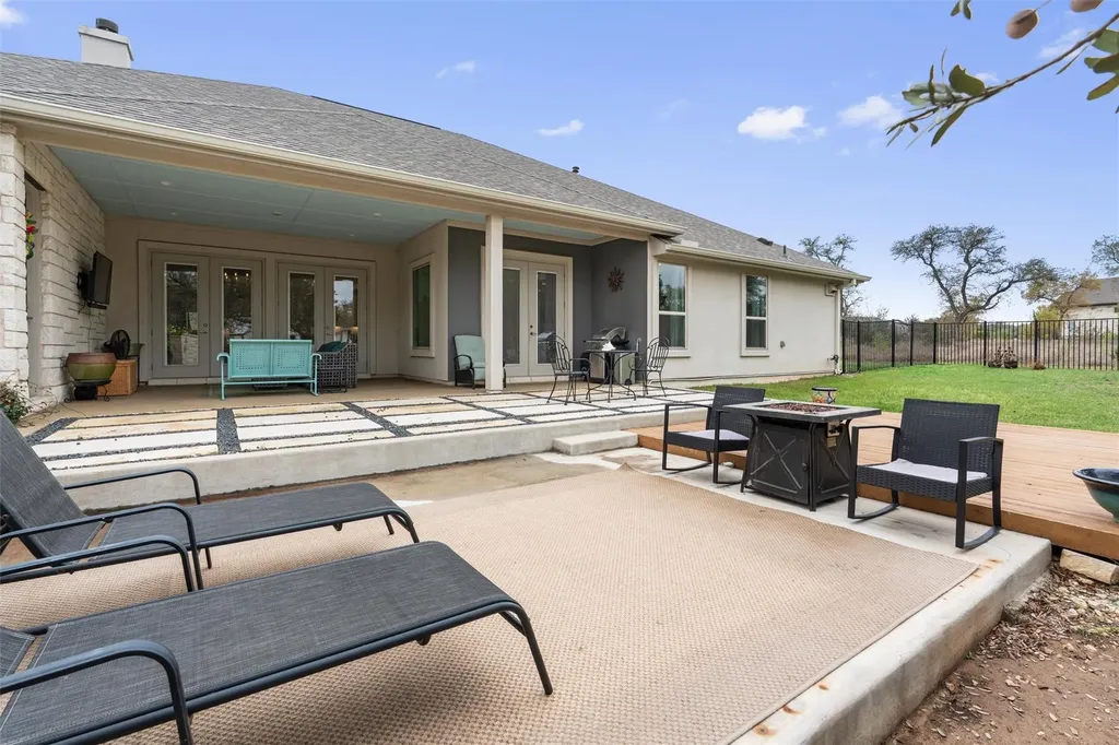 2201 Live Oak Road Leander TX 78641