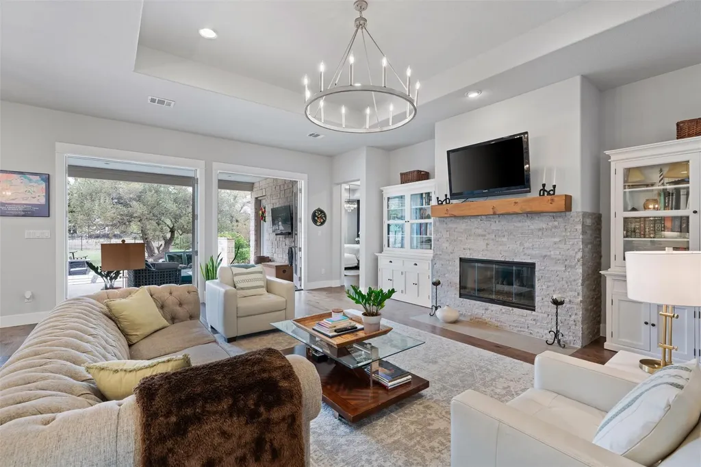 2201 Live Oak Road Leander TX 78641