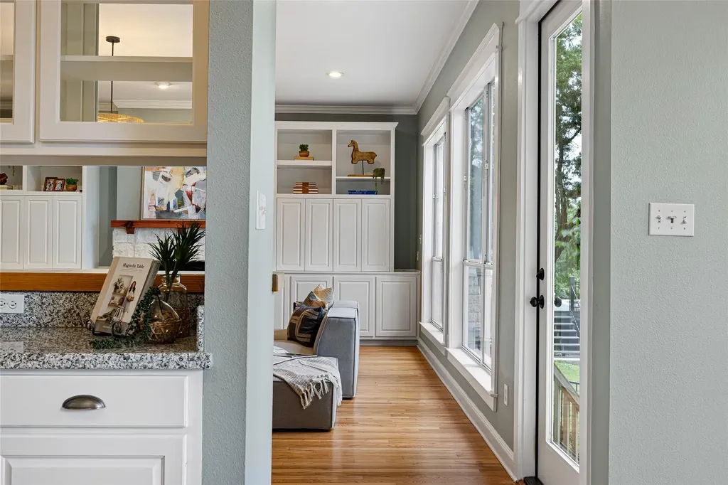 6213 Edwards Mountain Cove Austin TX 78731