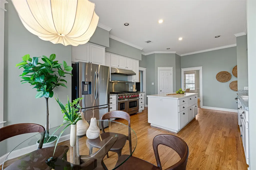 6213 Edwards Mountain Cove Austin TX 78731