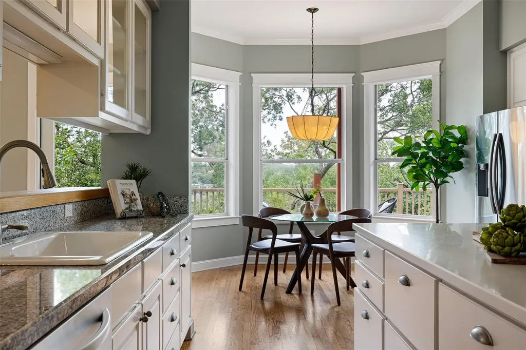 6213 Edwards Mountain Cove Austin TX 78731