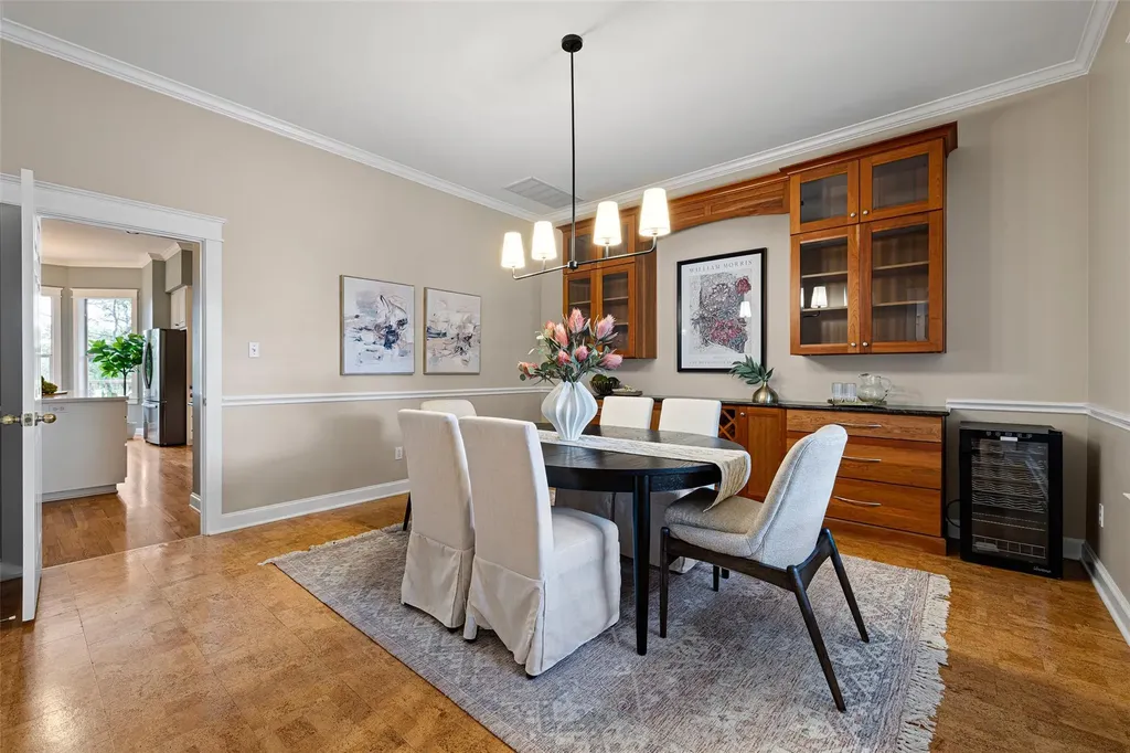 6213 Edwards Mountain Cove Austin TX 78731