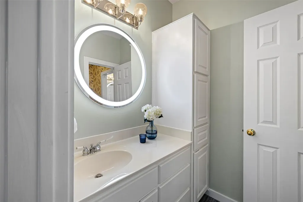 6213 Edwards Mountain Cove Austin TX 78731