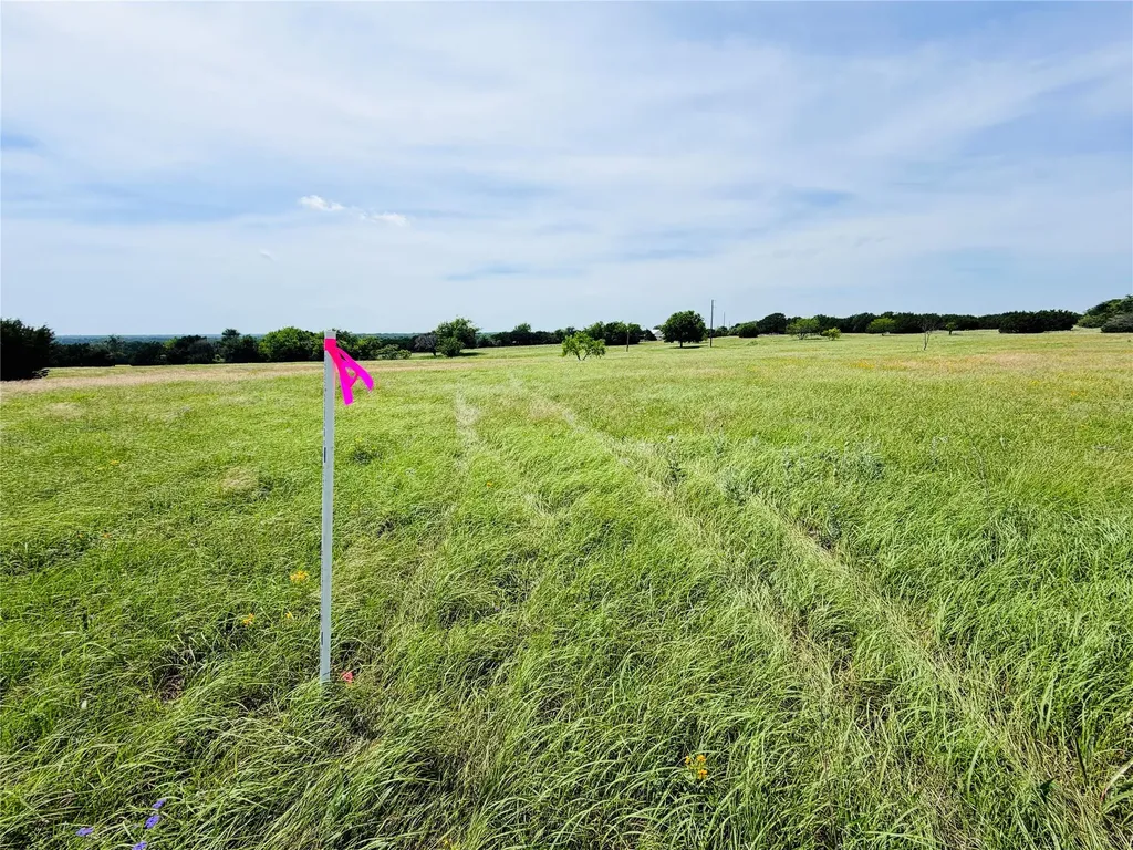 34 County Road 340 Mcgregor TX 76657