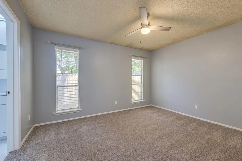 10405 Quail Ridge Drive Austin TX 78758