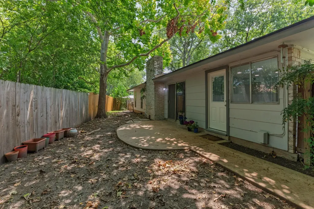 10405 Quail Ridge Drive Austin TX 78758