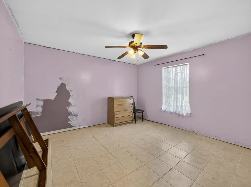 1405 Southwood Hills Drive Taylor TX 76574