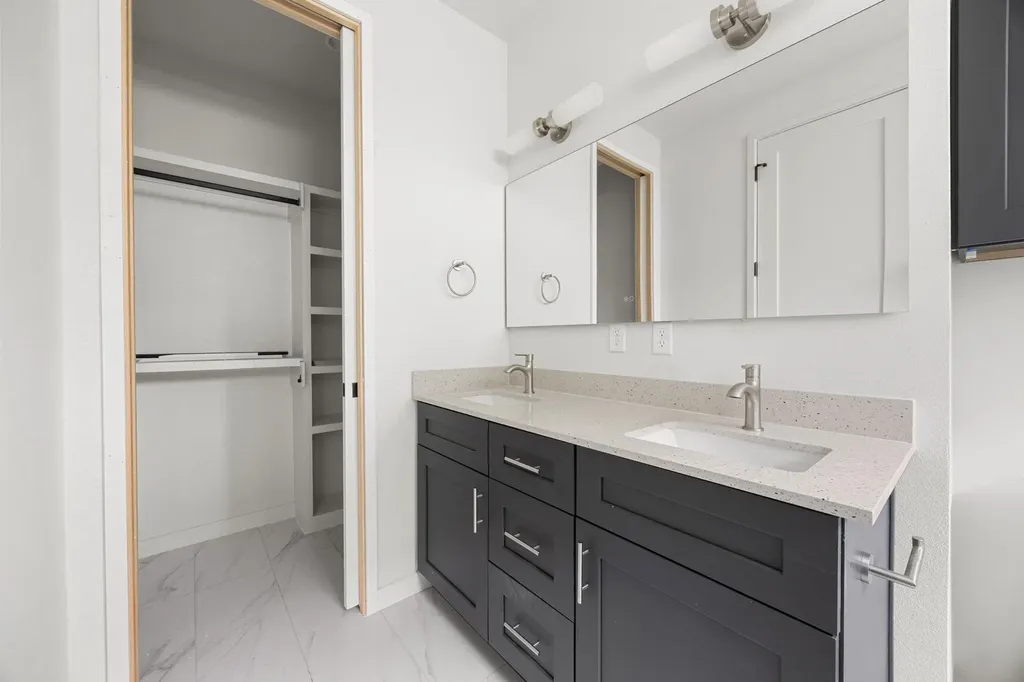 1709 Maple Avenue Austin TX 78702