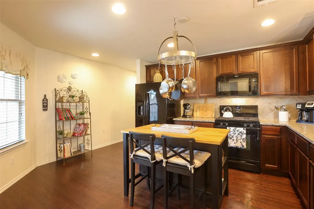 437 Holiday Creek Lane Georgetown TX 78633
