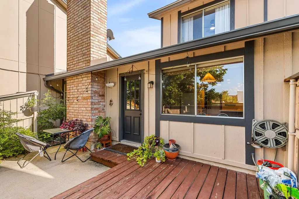 1026 Verbena Drive Austin TX 78750