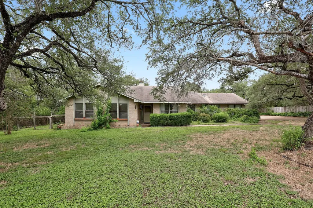 12403 Shady Acres Drive Buda TX 78610
