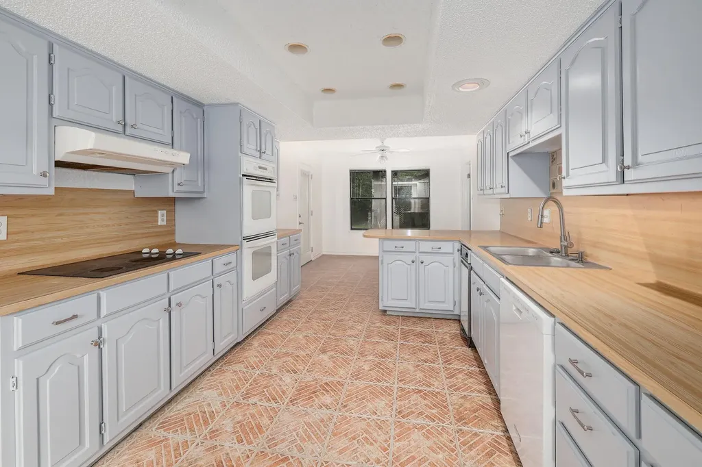 12403 Shady Acres Drive Buda TX 78610