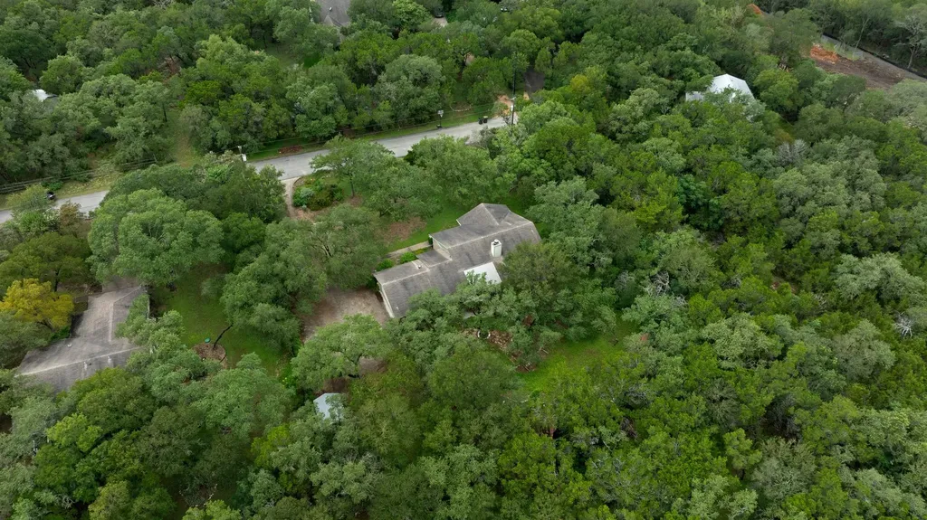 12403 Shady Acres Drive Buda TX 78610