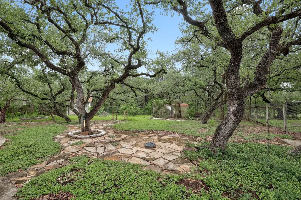 12403 Shady Acres Drive Buda TX 78610