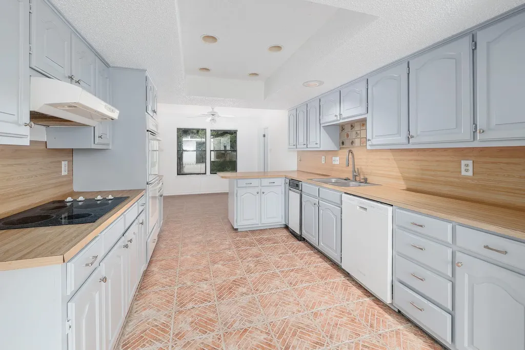 12403 Shady Acres Drive Buda TX 78610