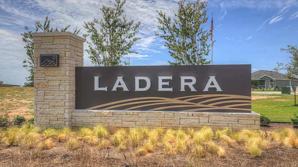 406 Wild Goose Drive Luling TX 78648