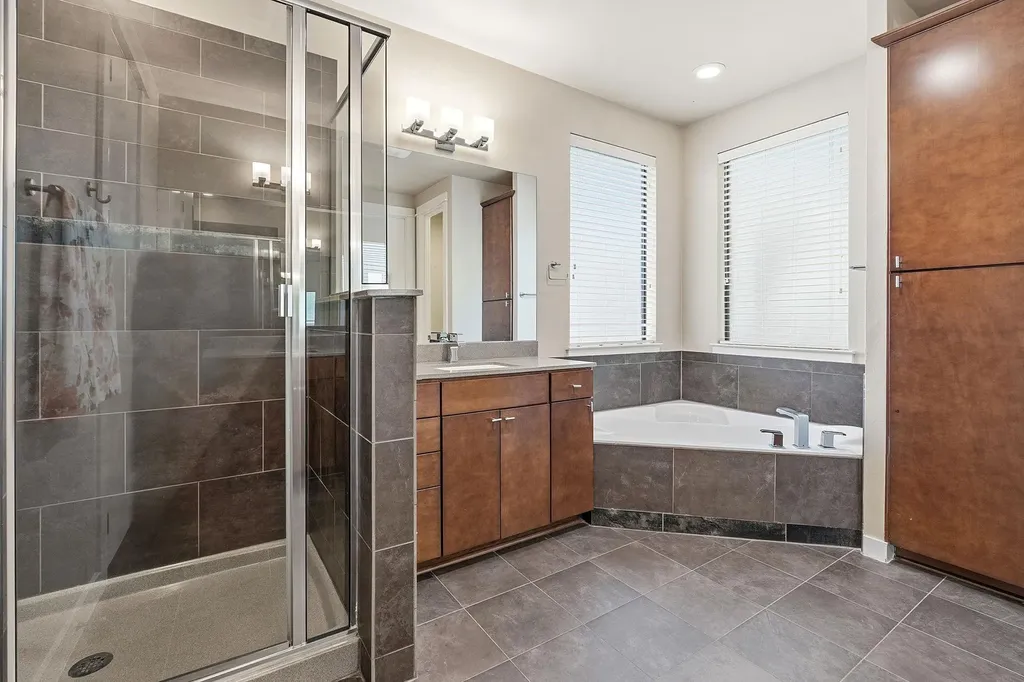 2911 Corbin Lane Austin TX 78704