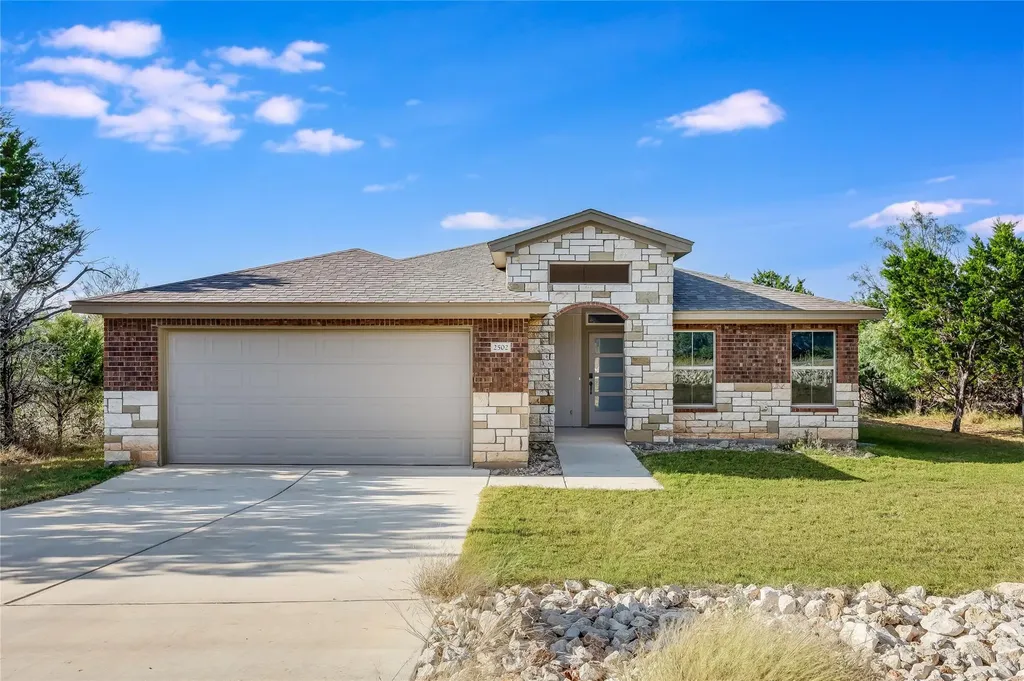 2502 Truman Drive Lago Vista TX 78645