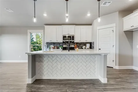 2502 Truman Drive Lago Vista TX 78645