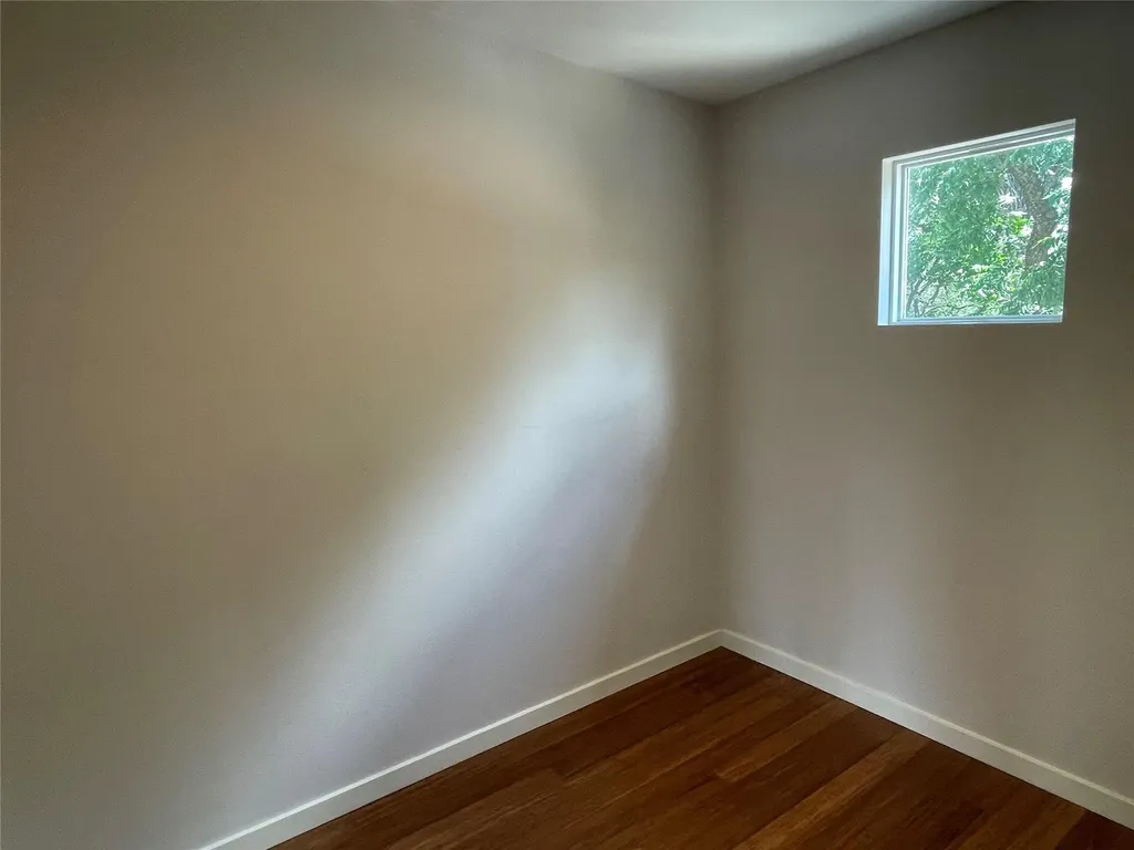 1706 Windoak Drive Austin TX 78741