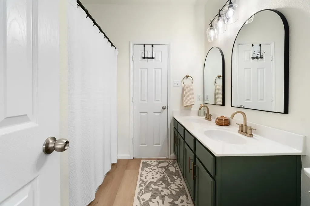 176 Willow Leaf Lane Buda TX 78610